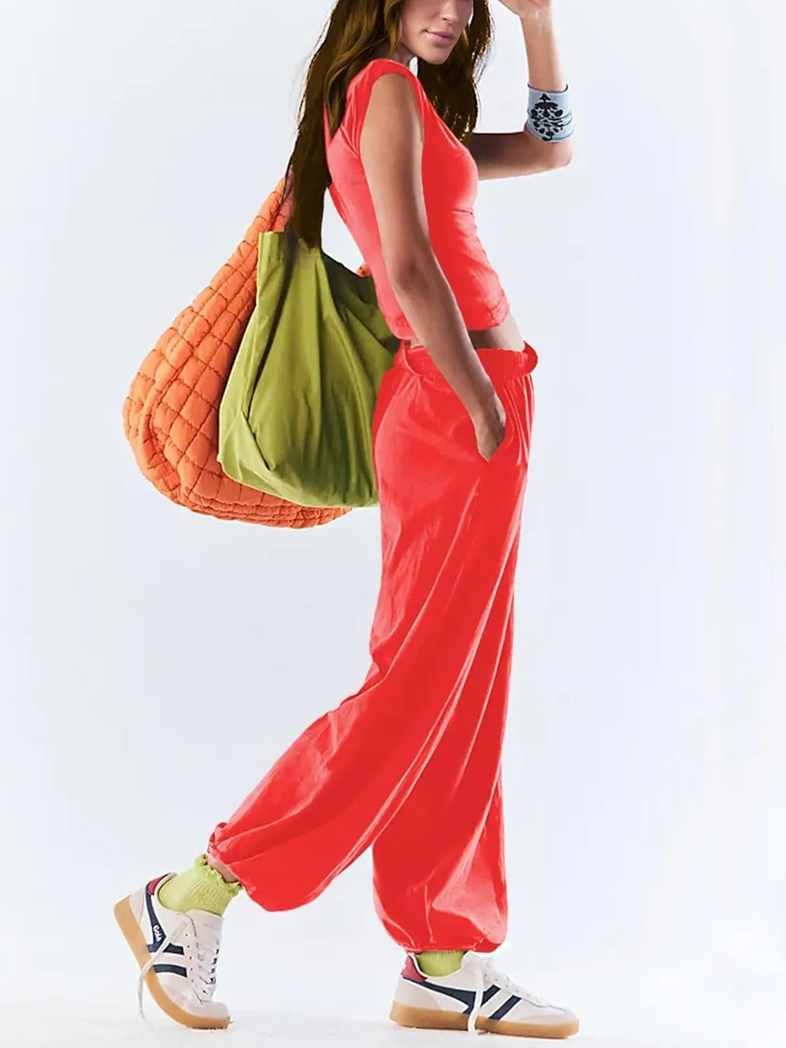 Women 2 Piece Outfit Set Loungewear Cropped Tops and Jogger Sweatpant Matching Set Coordinated Sweatsuit with Pockets